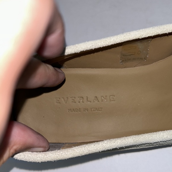 Everlane The Modern Loafer in Stone Suede - Picture 12 of 15